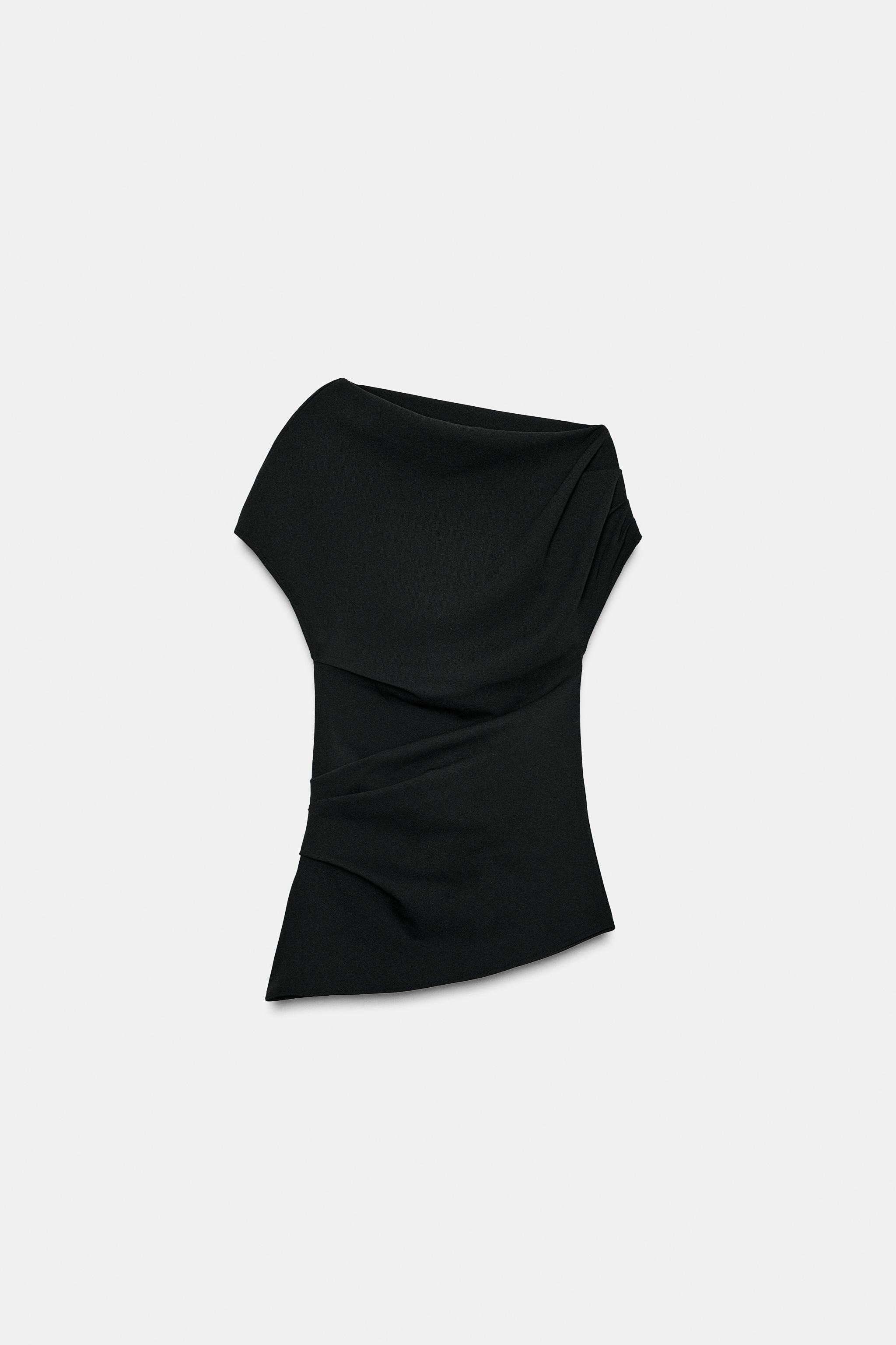 ASYMMETRIC PLEATED TOP